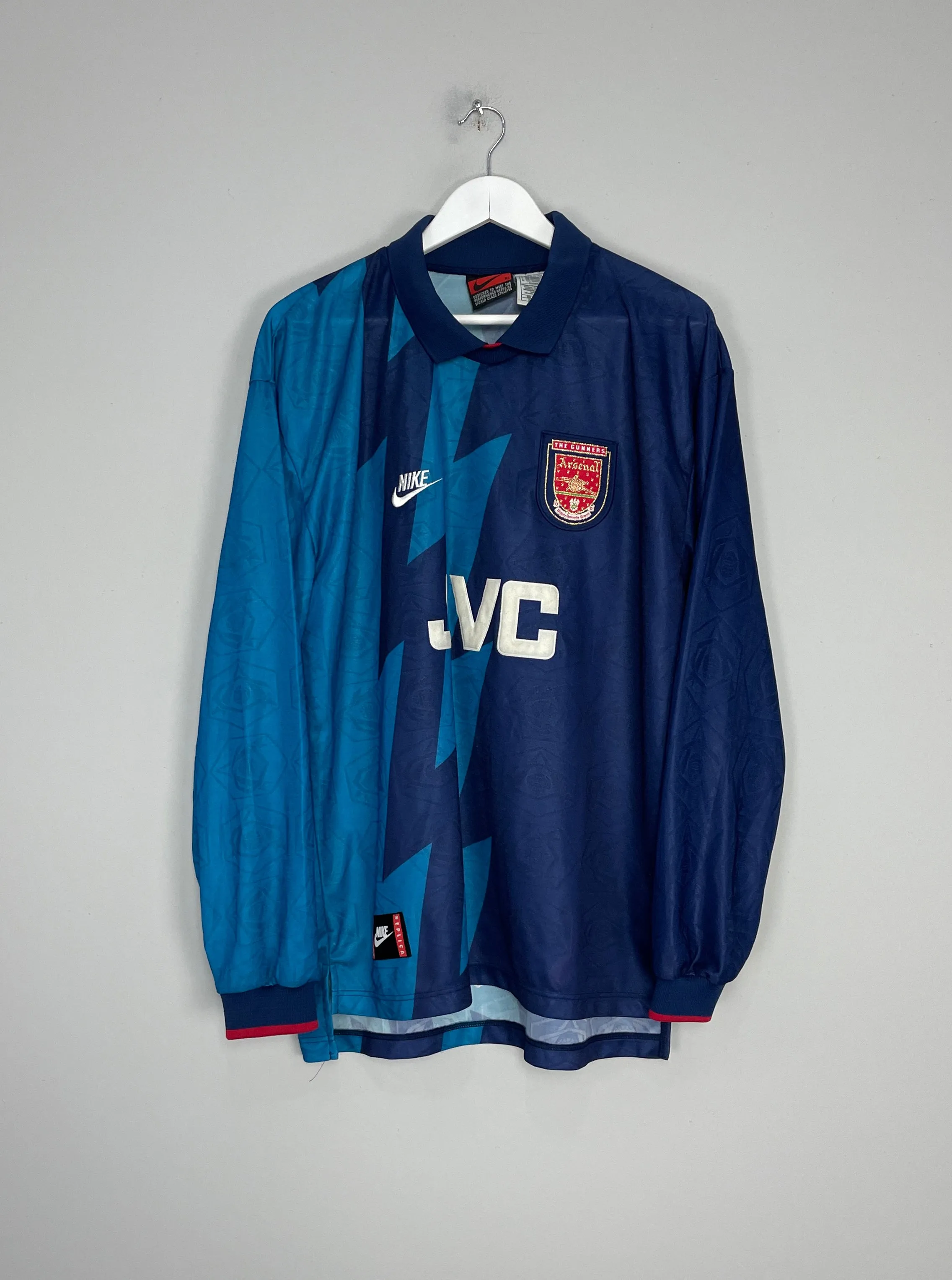 1995/96 ARSENAL BERGKAMP #10 L/S AWAY SHIRT (XL) NIKE