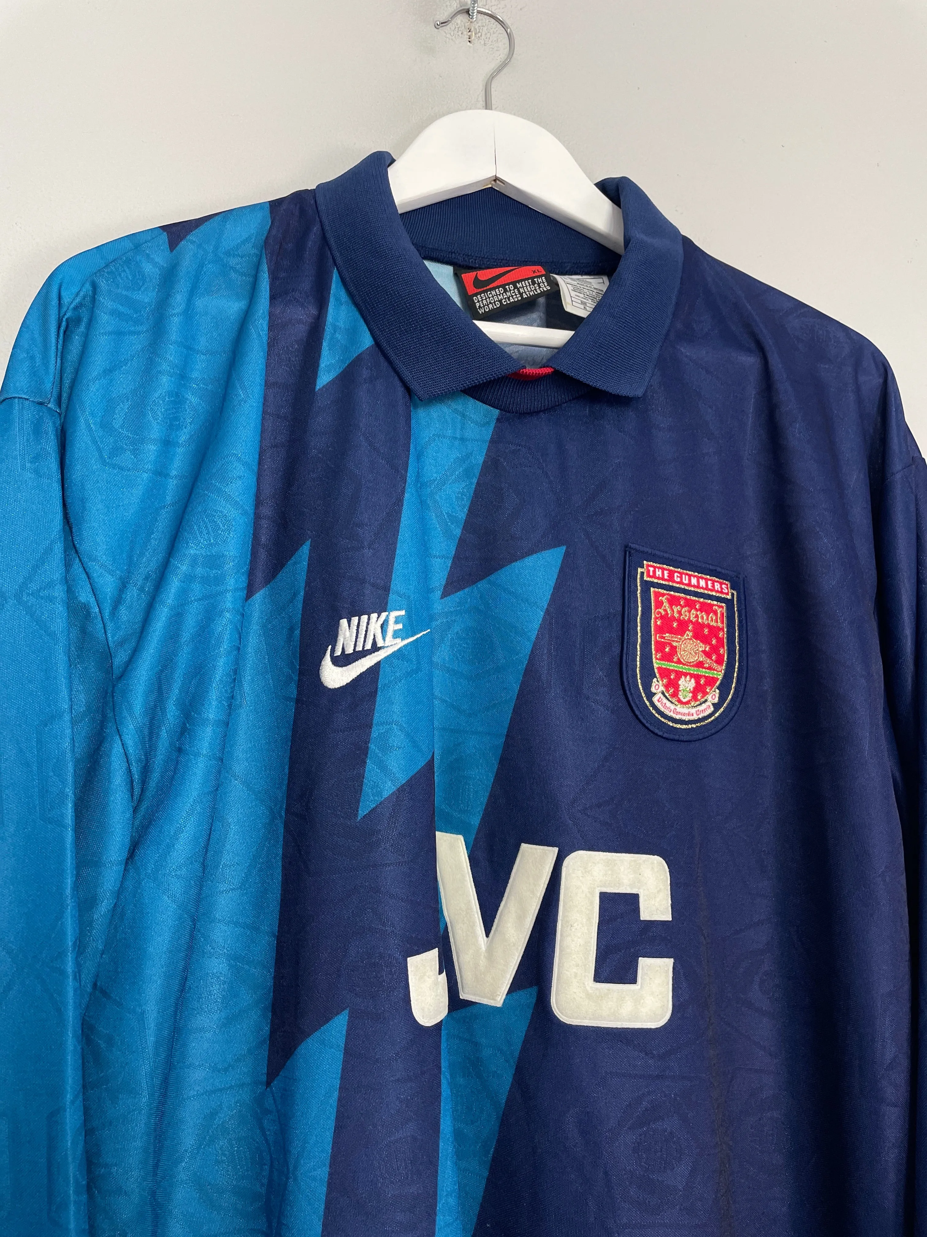 1995/96 ARSENAL BERGKAMP #10 L/S AWAY SHIRT (XL) NIKE