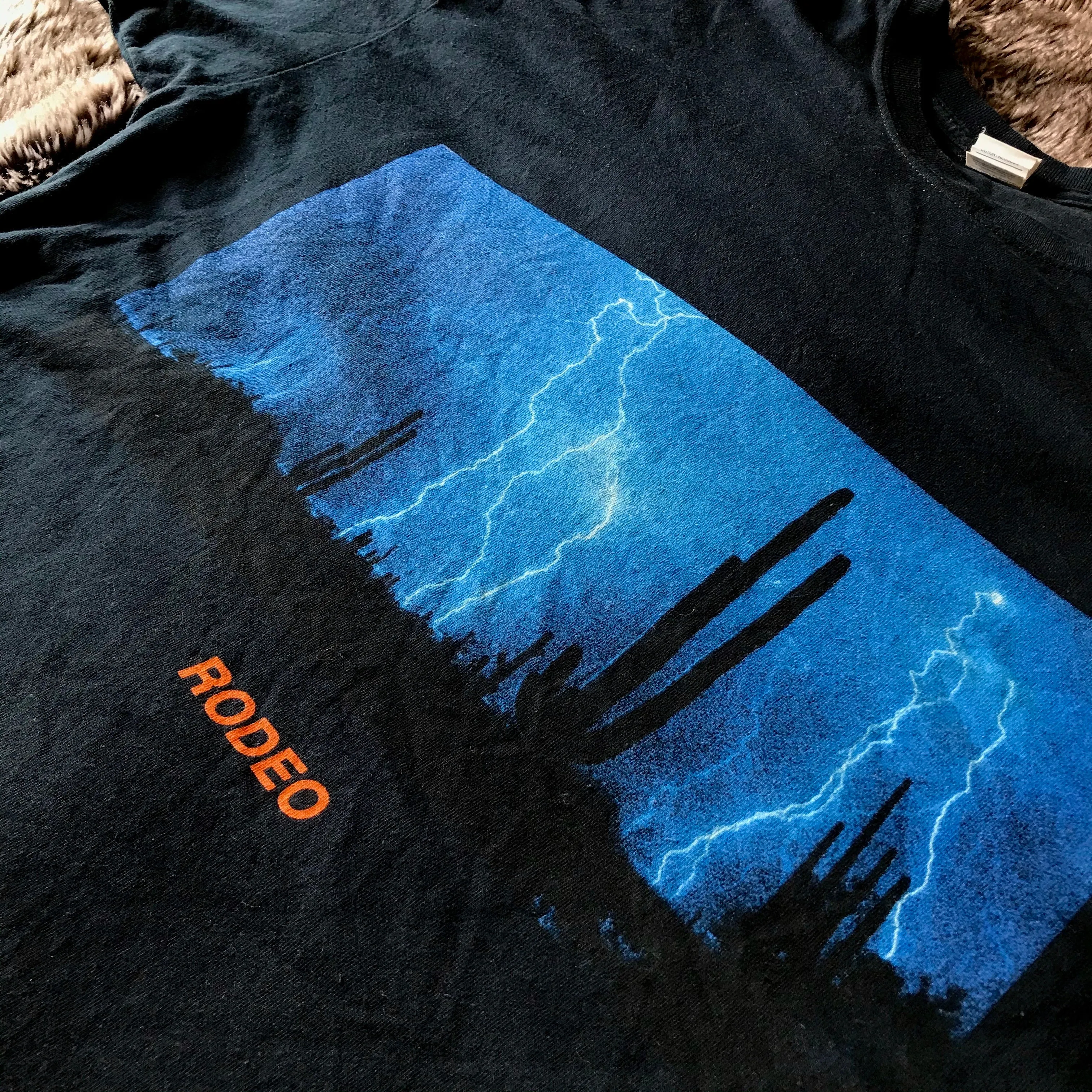 2015 Rodeo Lightning Tee Black