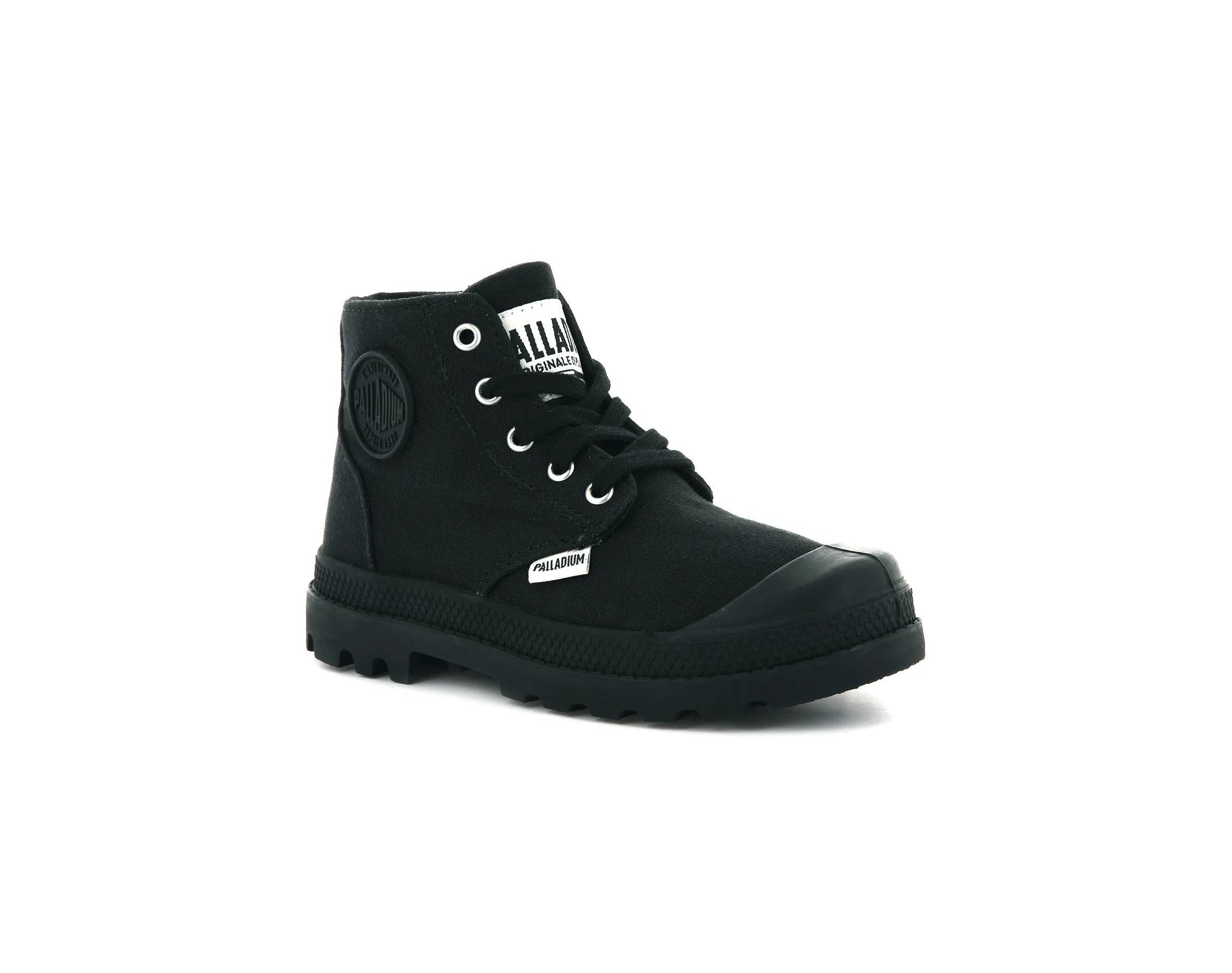 56673-001-M | PAMPA HI CANVAS | BLACK/BLACK