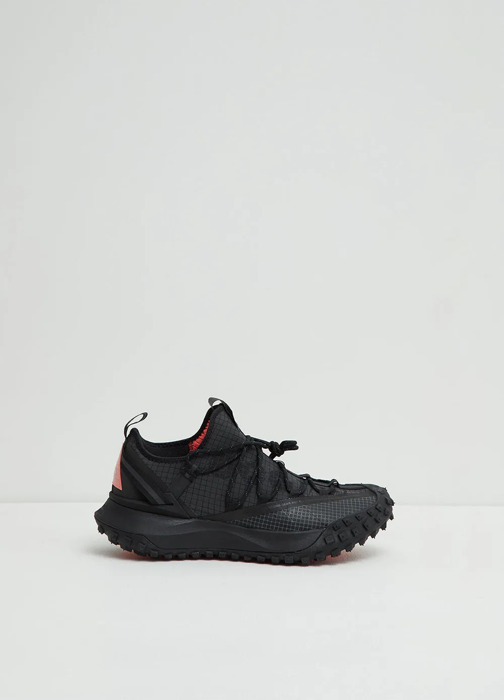 ACG Mountain Fly Sneakers