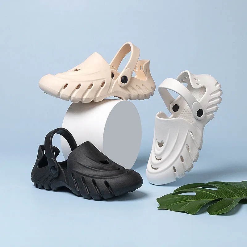 Vented Unisex Clogs by Alessia: Optimal Footwear for Comfort and Style