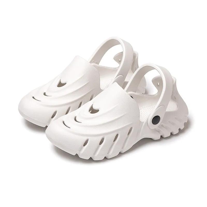 Vented Unisex Clogs by Alessia: Optimal Footwear for Comfort and Style