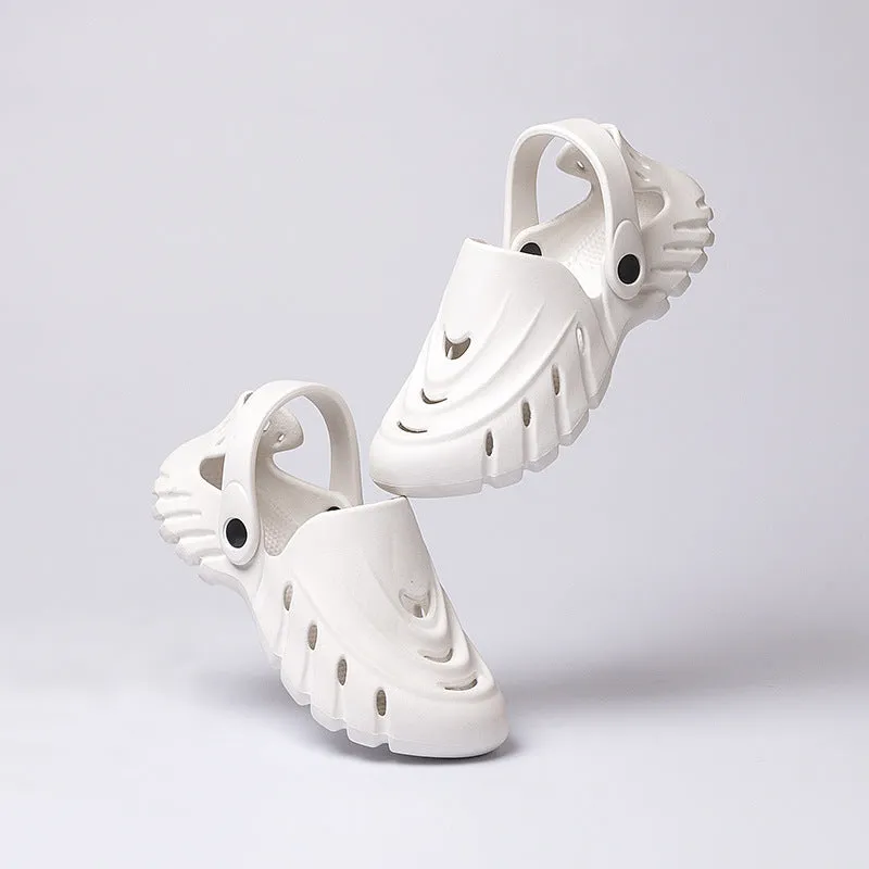 Vented Unisex Clogs by Alessia: Optimal Footwear for Comfort and Style