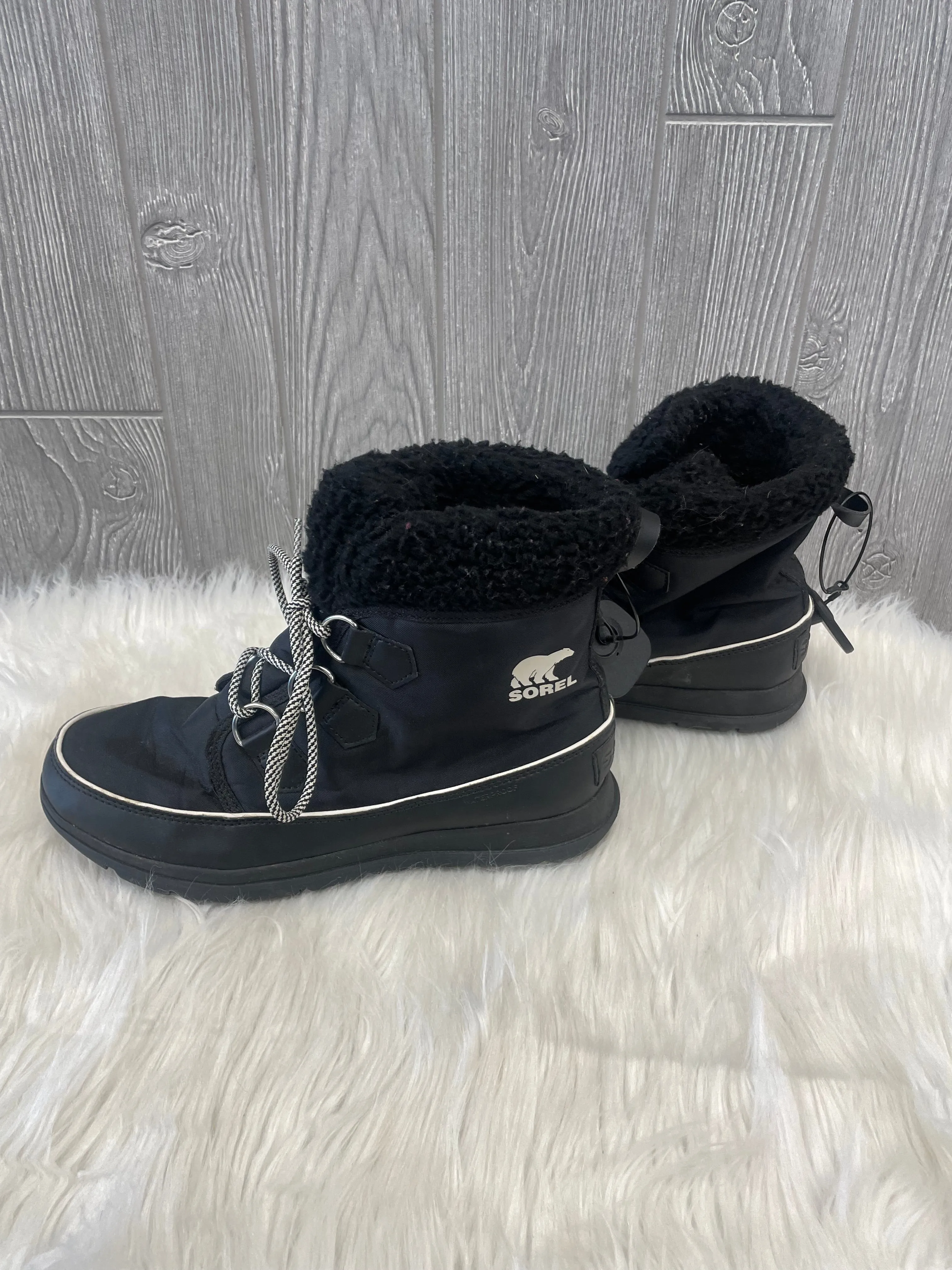 Black Boots Snow Sorel, Size 10