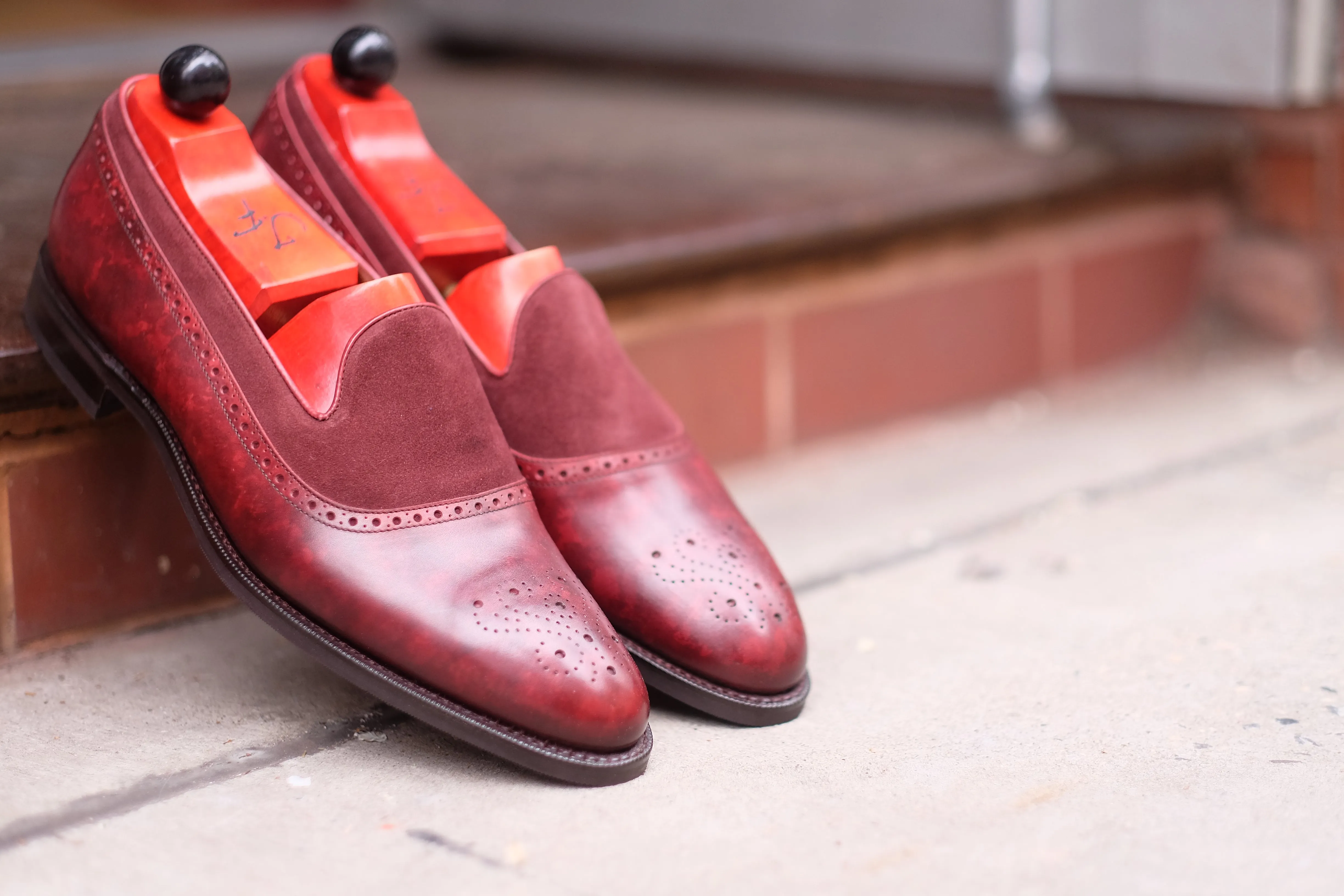 Bothell - MTO - Burgundy Marble Patina / Burgundy Suede - Heart Medallion - TMG Last - City Rubber Sole