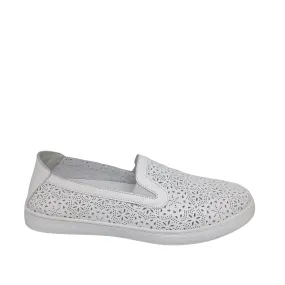 Cabello EG19 ~ White ~ Taupe ~ Pistachio ~ Slip on Leather