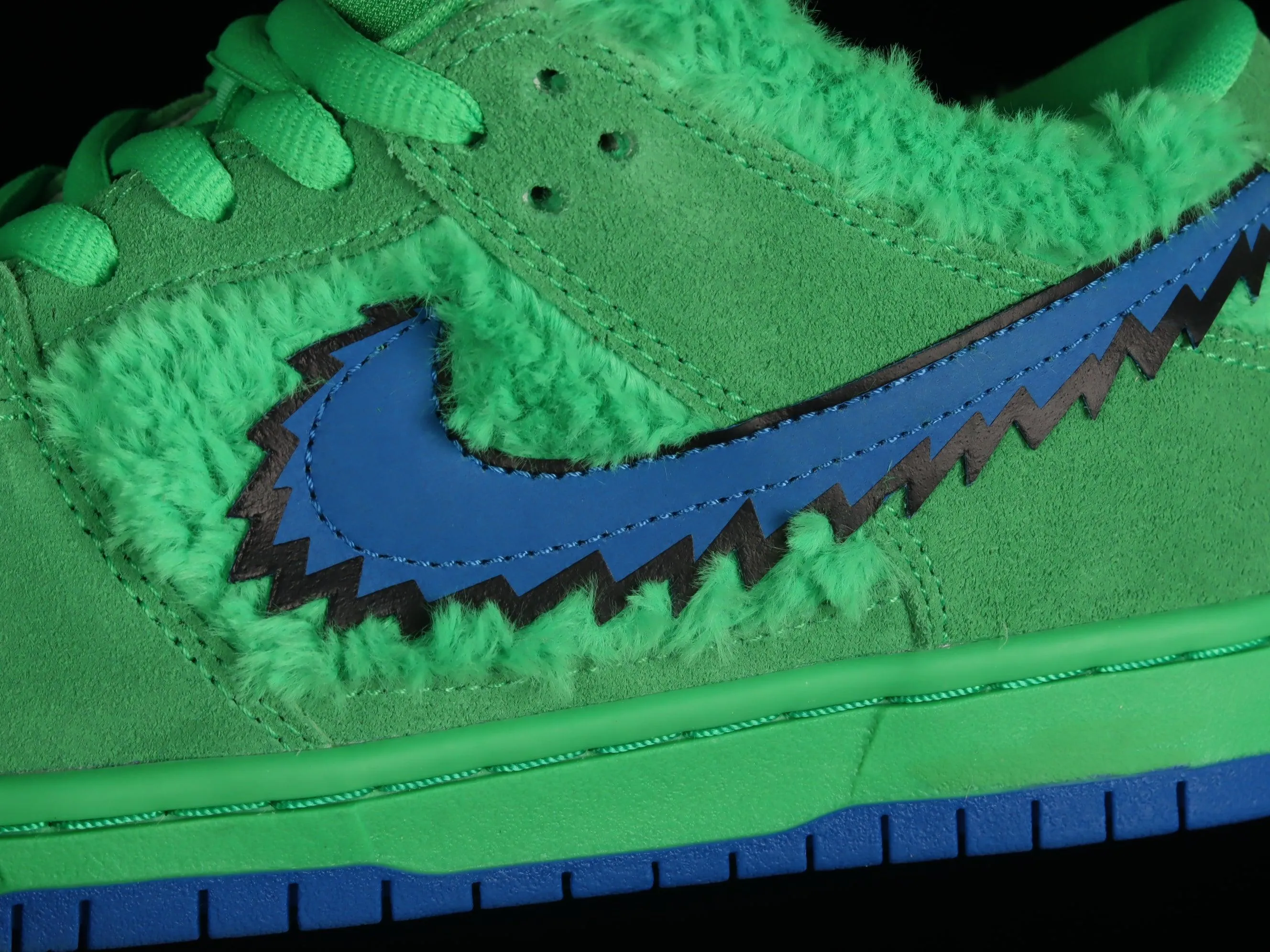 Dunk SB Low 'GD Bears Green'