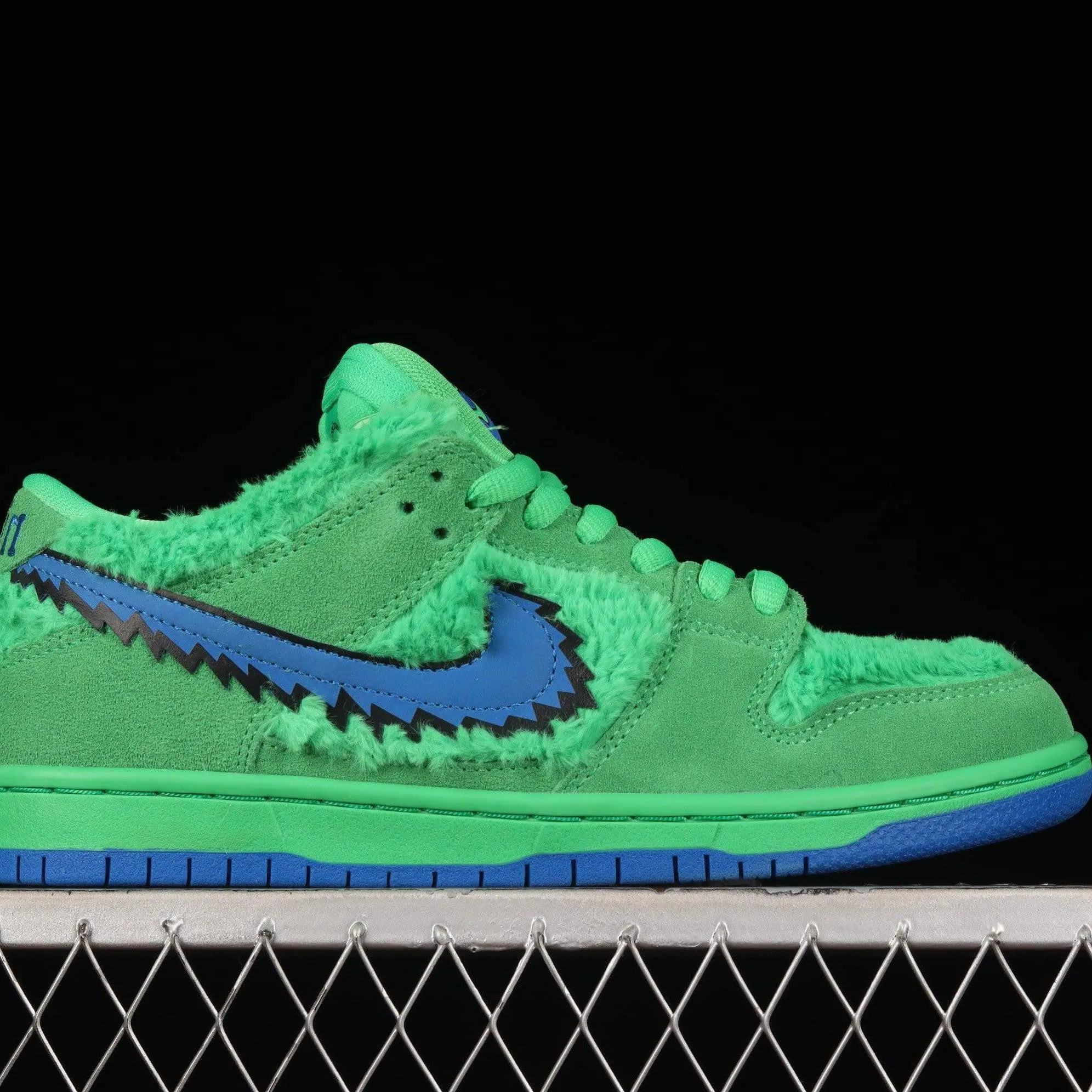 Dunk SB Low 'GD Bears Green'