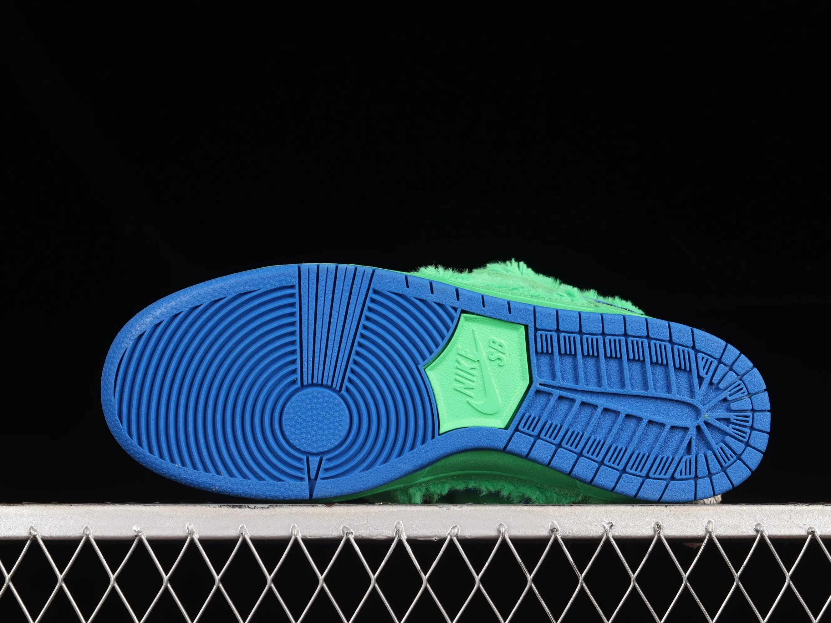 Dunk SB Low 'GD Bears Green'