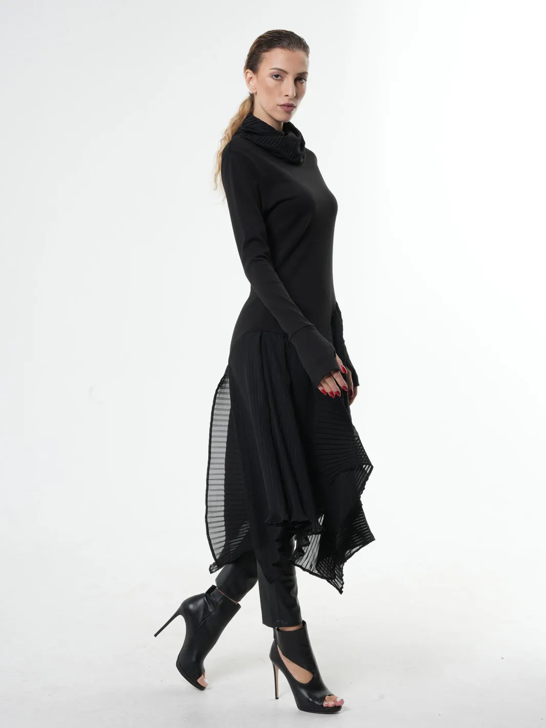 Turtleneck Black Tunic With Pleated Choffon Layer