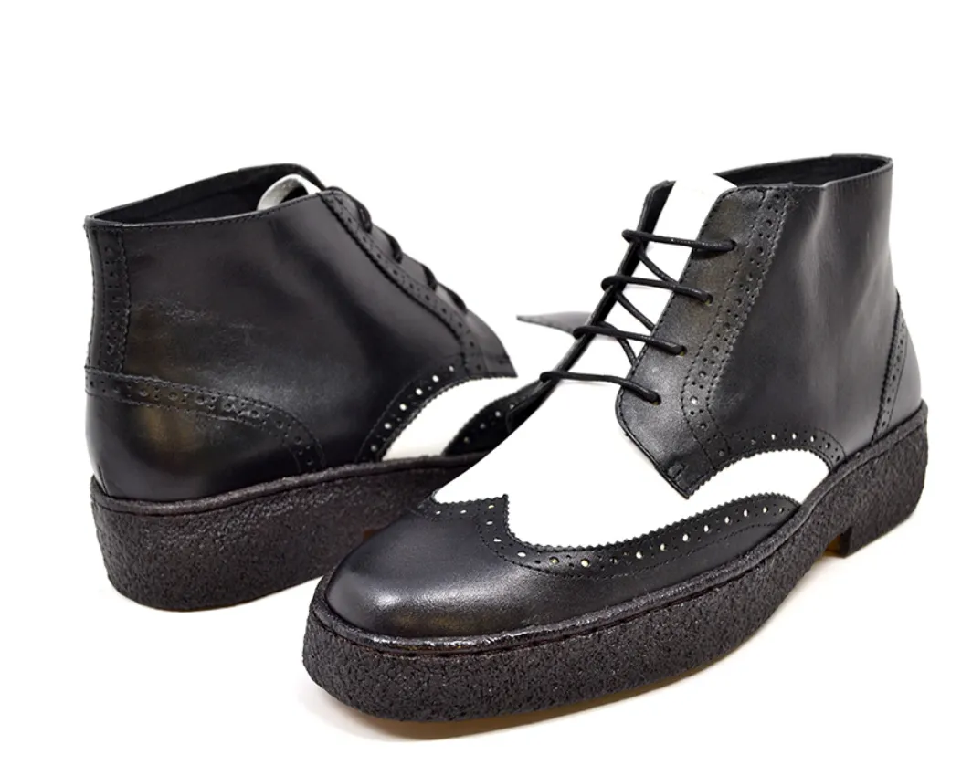 Wingtip Two Tone Lace-Up Leather Shoe from The British Collection